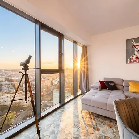Appartement Ans Hanza Tower - 22nd Floor With View, Swimming Pool, Sauna, Jacuzzi, Viewing Terrace *