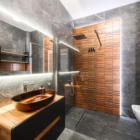 Ans Hanza Tower - 22nd Floor With View, Swimming Pool, Sauna, Jacuzzi, Viewing Terrace 아파트