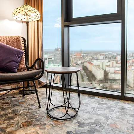 Ans Hanza Tower - 22nd Floor With View, Swimming Pool, Sauna, Jacuzzi, Viewing Terrace 슈체친